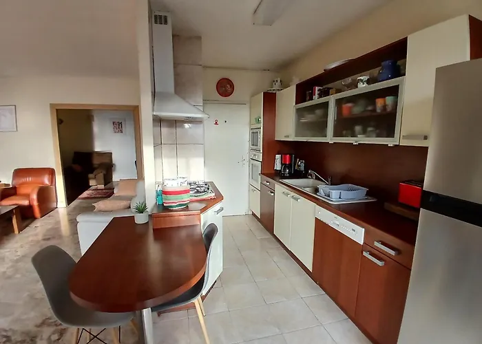 Spacieux Centre Ideal Visa Pour L Image